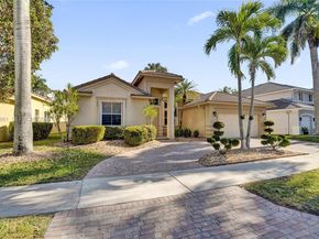 2458 Greenbrier Ct, Weston FL 33327