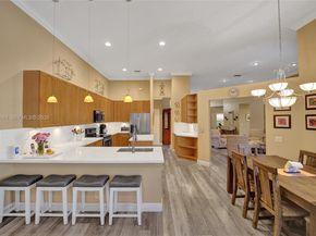 2458 Greenbrier Ct, Weston FL 33327