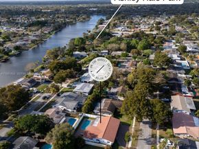 1710 NW 106th Ter, Pembroke Pines FL 33026