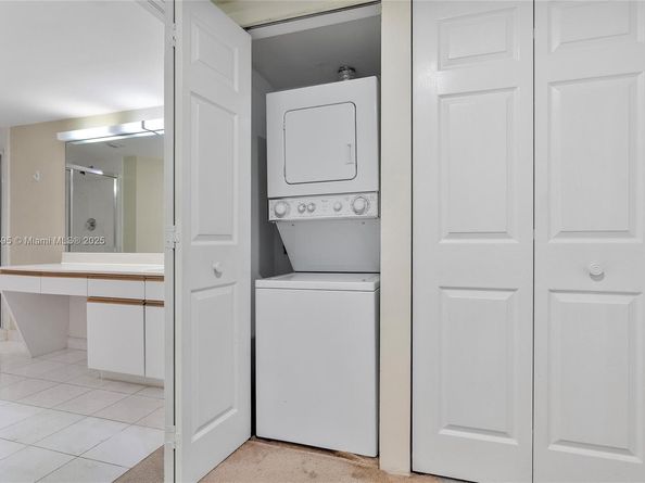 3530 Mystic Pointe Dr 808, Aventura FL 33180