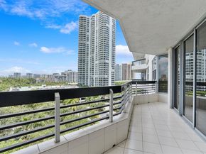 3530 Mystic Pointe Dr 808, Aventura FL 33180
