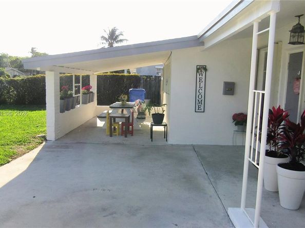 7131 Park St, Hollywood FL 33024