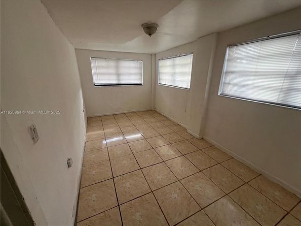 2255 NW 85th St, Miami FL 33147
