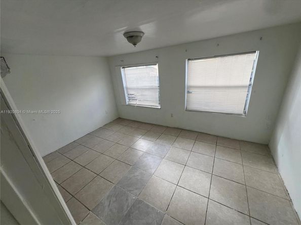 2255 NW 85th St, Miami FL 33147