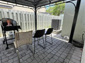 133 SE 28th Ter 8, Homestead FL 33033