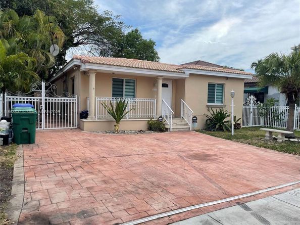 2121 SW 30th Ct, Miami FL 33145