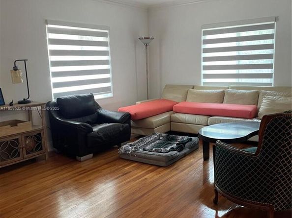 2121 SW 30th Ct, Miami FL 33145