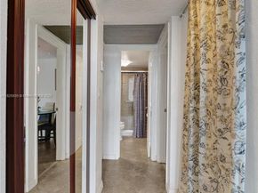 7100 NW 17th St 402, Plantation FL 33313