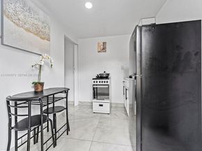 1230 NW 35th St, Miami FL 33142