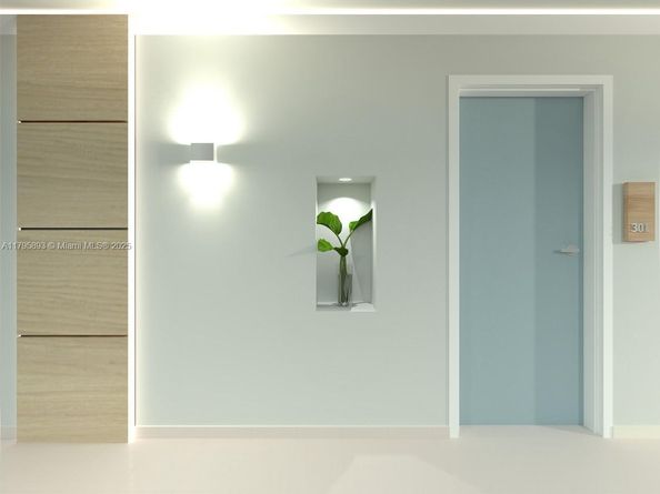 345 Ocean Dr 904, Miami Beach FL 33139