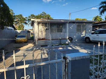1037 NW 33rd Ave