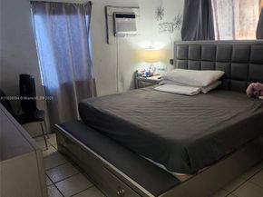 1037 NW 33rd Ave, Miami FL 33125