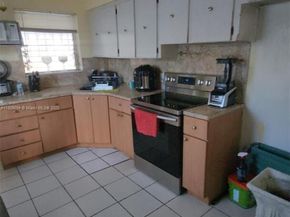 1037 NW 33rd Ave, Miami FL 33125