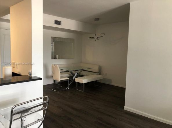 511 SE 5th Ave 707, Fort Lauderdale FL 33301