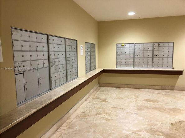 511 SE 5th Ave 707, Fort Lauderdale FL 33301