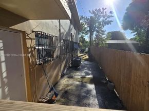 2835 NW 22nd Ave, Miami FL 33142