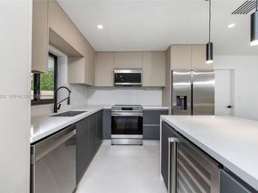 9230 SW 183rd Ter, Palmetto Bay FL 33157