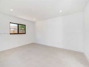 9230 SW 183rd Ter, Palmetto Bay FL 33157