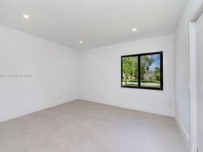 9230 SW 183rd Ter, Palmetto Bay FL 33157