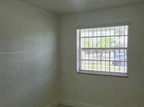 1760 NW 127th St, Miami FL 33167
