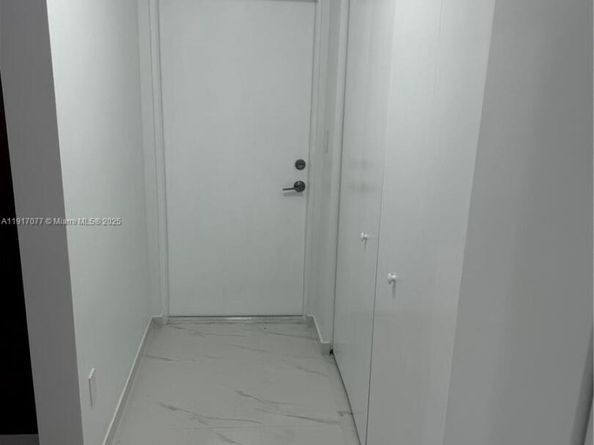 10901 N Kendall Dr 101, Miami FL 33176