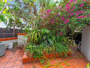 4859 SW 152nd Ct 40C, Miami FL 33185