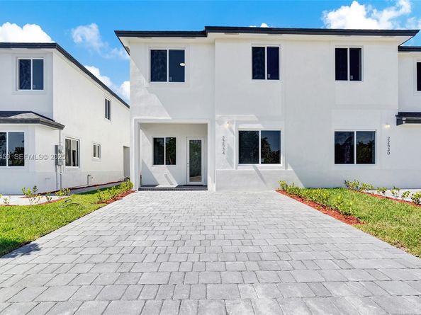 22445 SW 125th Ave 18A, Miami FL 33170