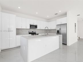 22445 SW 125th Ave 18A, Miami FL 33170