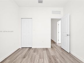 22445 SW 125th Ave 18A, Miami FL 33170