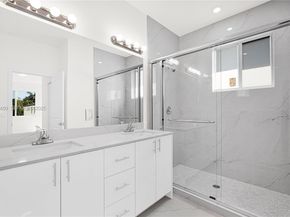 22445 SW 125th Ave 18A, Miami FL 33170