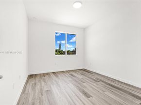 22445 SW 125th Ave 18A, Miami FL 33170