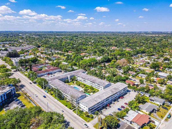 15610 NE 6th Ave 5C, Miami FL 33162