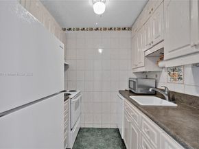 15610 NE 6th Ave 5C, Miami FL 33162