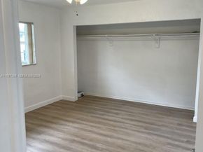 1471 NW 22nd St, Fort Lauderdale FL 33311