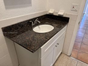 1471 NW 22nd St, Fort Lauderdale FL 33311