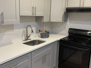 1471 NW 22nd St, Fort Lauderdale FL 33311