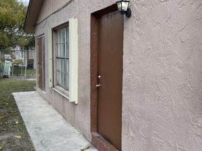 1471 NW 22nd St, Fort Lauderdale FL 33311