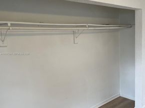 1471 NW 22nd St, Fort Lauderdale FL 33311