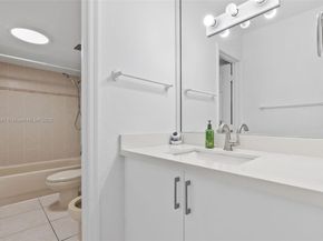 8401 NW 8 St 401, Miami FL 33126