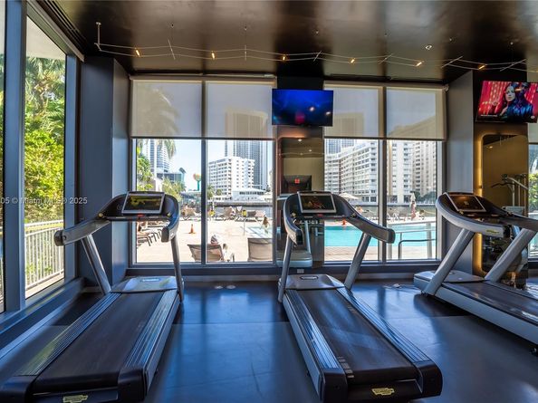 2602 E Hallandale Beach Blvd R706, Hallandale Beach FL 33009