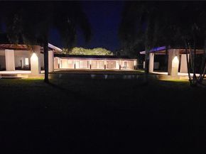 12050 SW 90th Ave, Miami FL 33176