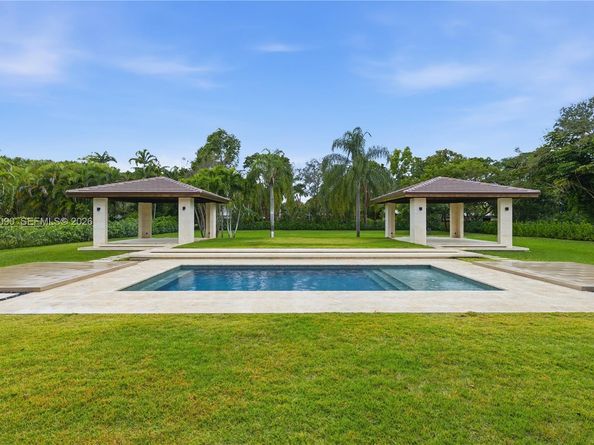 12050 SW 90th Ave, Miami FL 33176