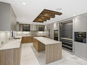 12050 SW 90th Ave, Miami FL 33176