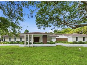 12050 SW 90th Ave, Miami FL 33176