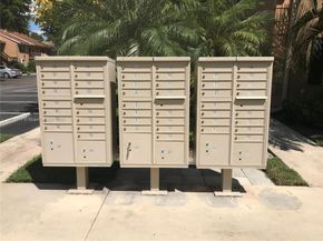 10425 NW 7th St 204, Pembroke Pines FL 33026