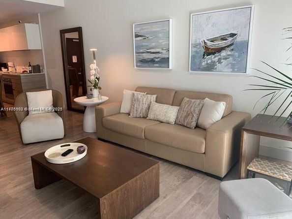 777 N Ocean Dr N322, Hollywood FL 33019