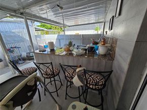 1011 NW 64th St, Miami FL 33150