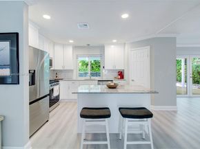 19820 SW 83rd Ave, Cutler Bay FL 33189