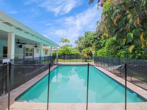 19820 SW 83rd Ave, Cutler Bay FL 33189