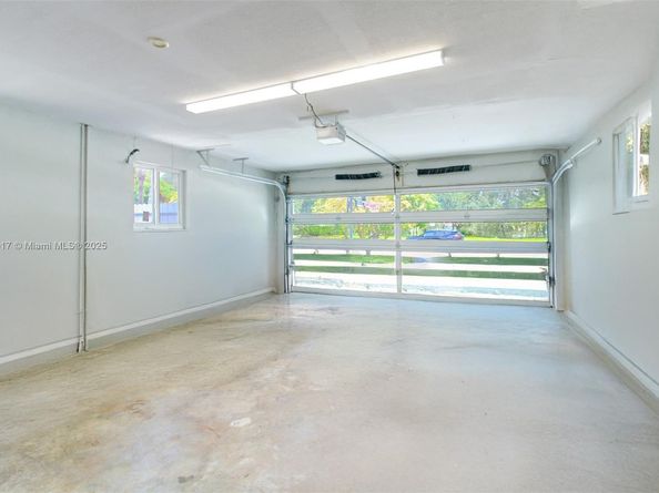 19820 SW 83rd Ave, Cutler Bay FL 33189
